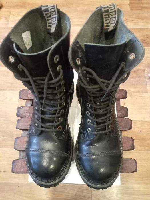 Ботінкі STEEL орігінал у чудовому стані.