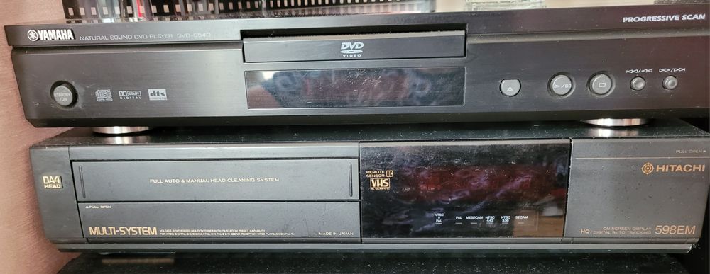 Hitahi 598EM magnetowid - świetny model!