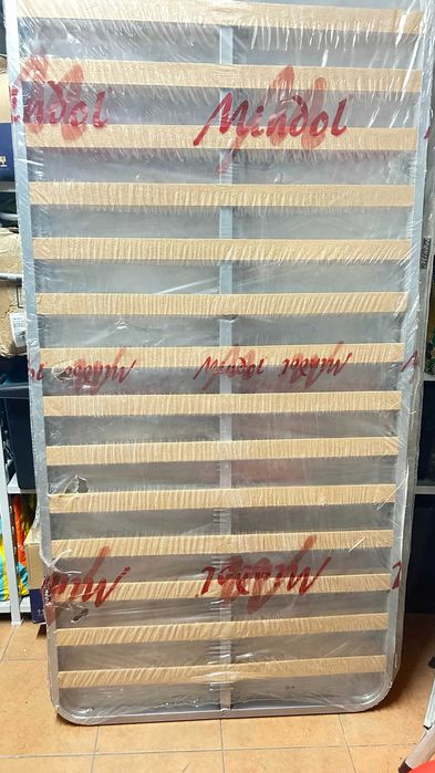 Estrados novos 190x90 cm (ainda embalados) — 3 unidades disponíveis