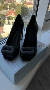 Туфли с открытыми пальцами