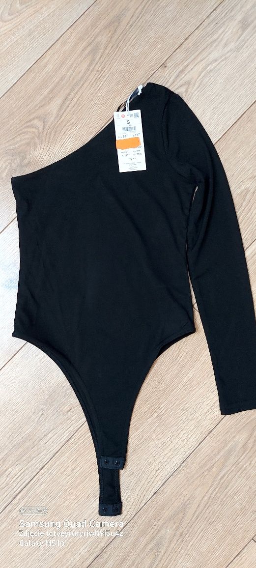 Body prażkowane cropp