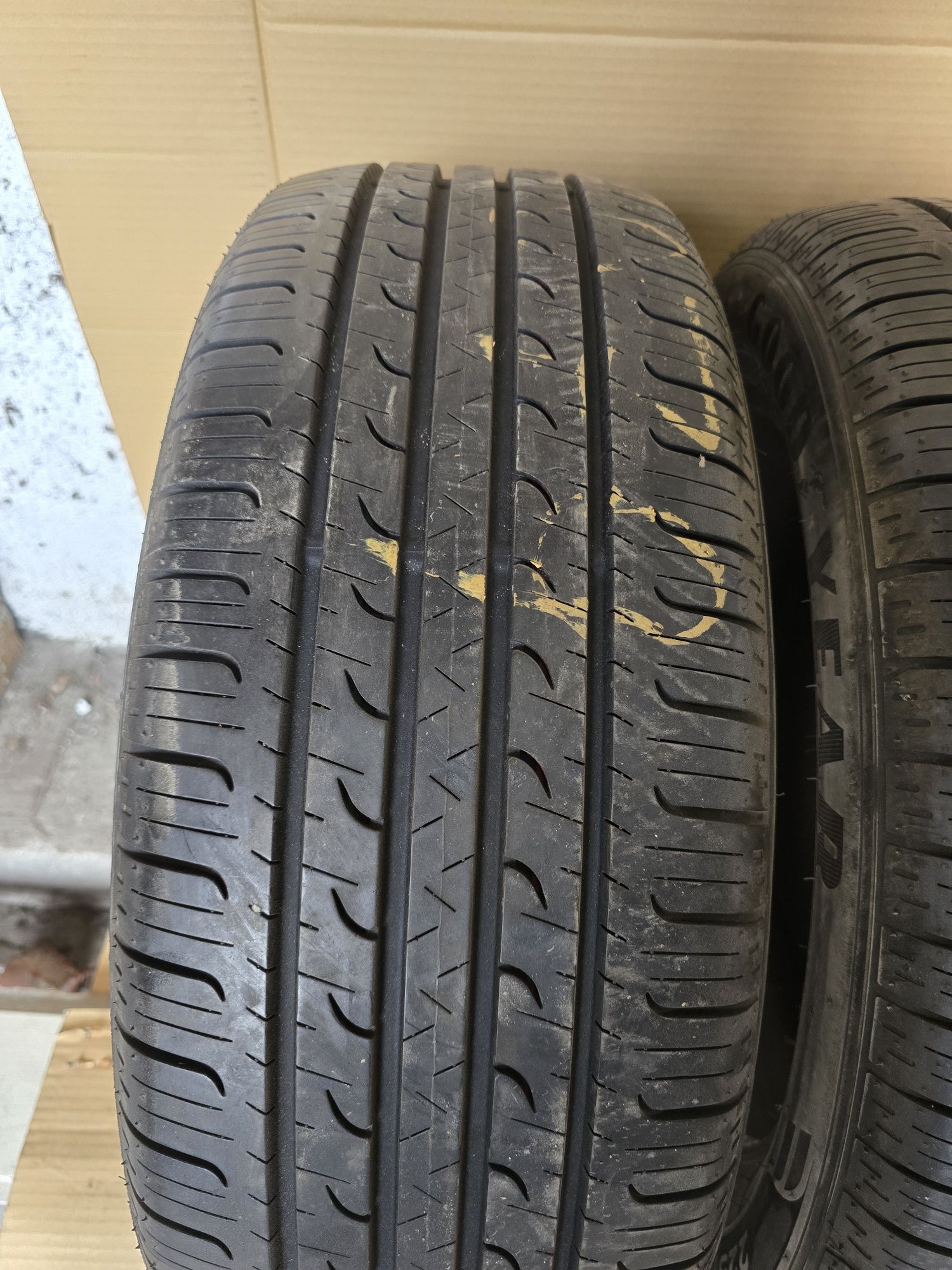 Para opon 2 szt 225/55 R19 99V GoodYear EfficientGrip SUV 4X4