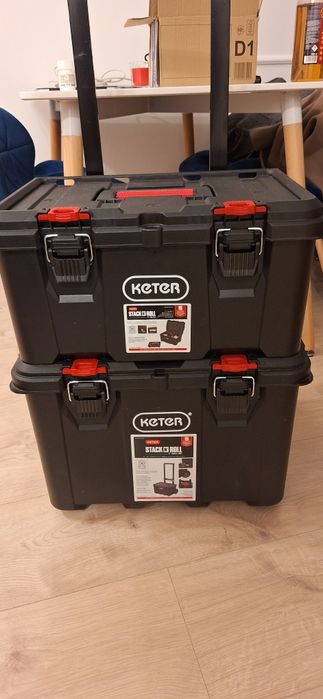 Narzędziowa skrzynka na kółkach