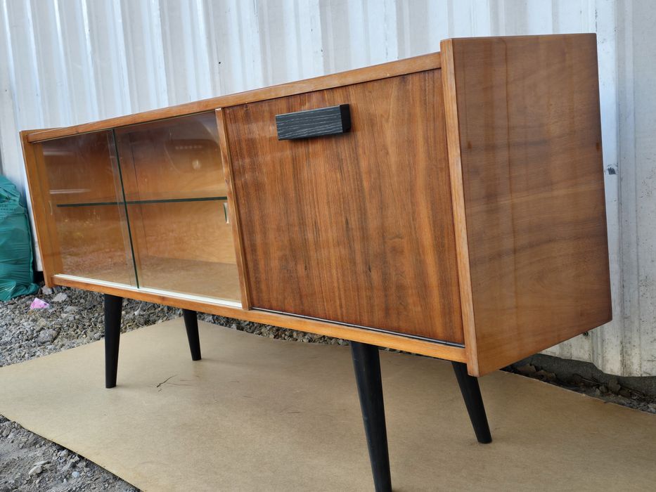 Komoda prl transport