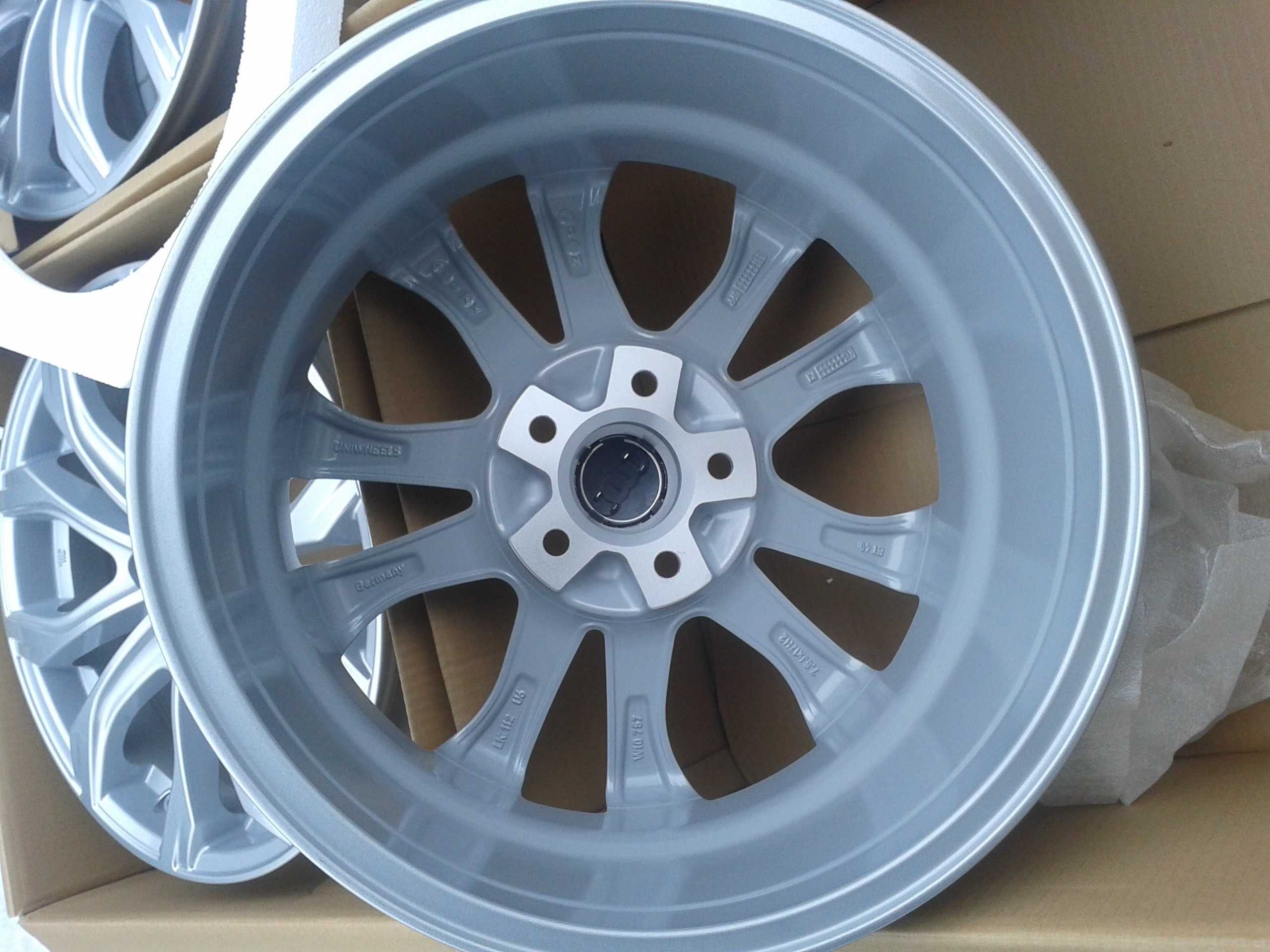 nowe felgi r18 audi a3 a4 a5 a6 b7 b8 b9 c6 c7 c8 q5 q3 q2 mielec a8