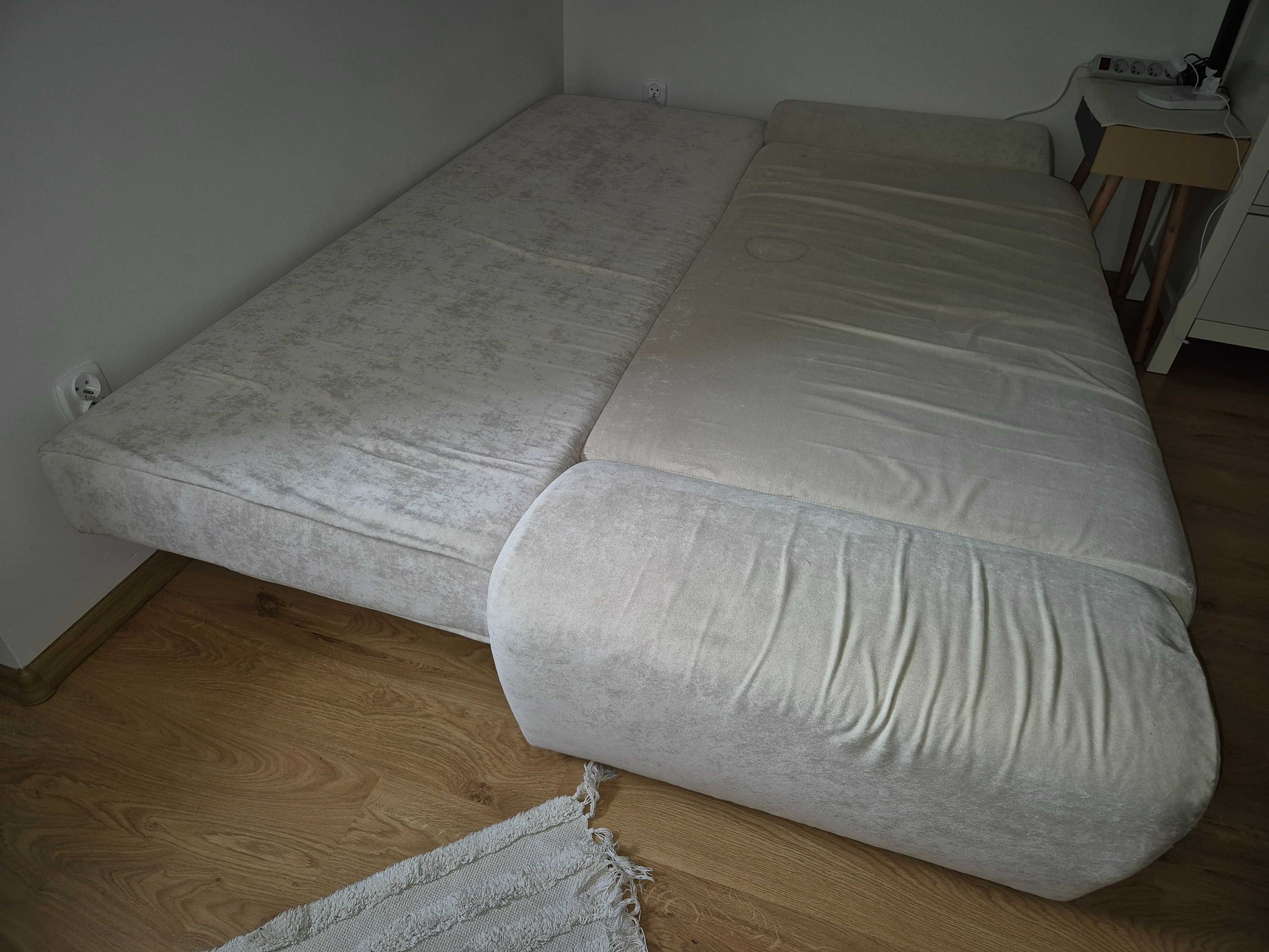 Sofa beżowa 100x220 z funkcją spania i z pojemnikiem na pościel