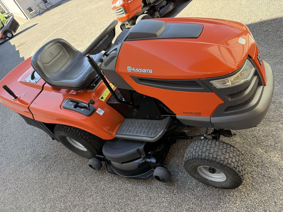 Traktorek kosiarka Husqvarna CTH 180 V-ka Kawasaki Hydro