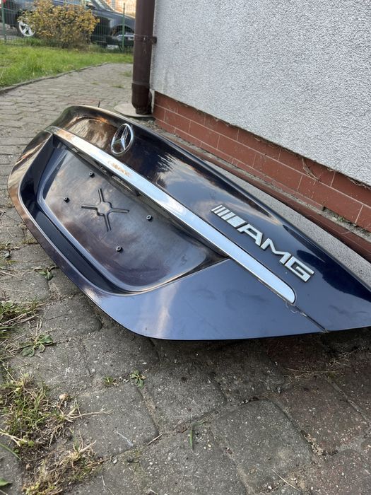 Klapa bagażnika tył tylna mercedes cls w 219 359 kompletna