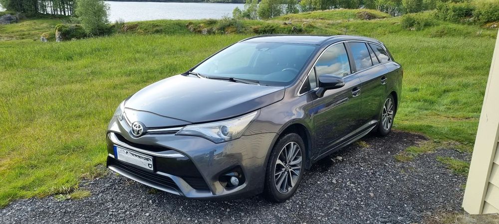 Toyota Avensis Sprowadzony z Niemiec, drugi wł. bezwypadkowy, wersja Edition S