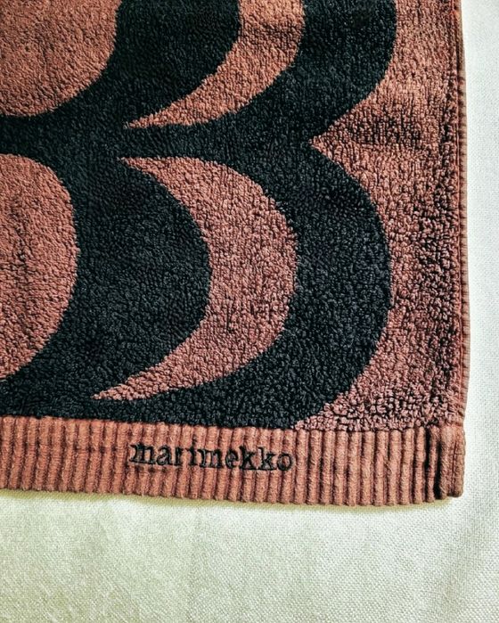 Bawełniany ręcznik Marimekko, wzór Kaivo