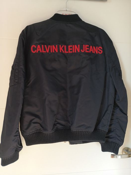 Kurtka bomberka Calvin Klein Jeans XS