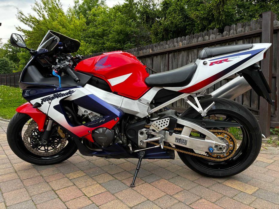 HONDA CBR929RR Fireblade