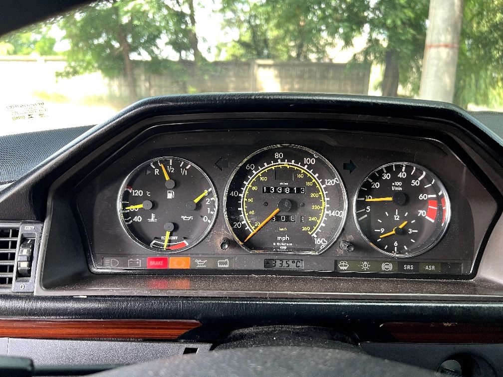 Mercedes-Benz Е124 4.2 1992