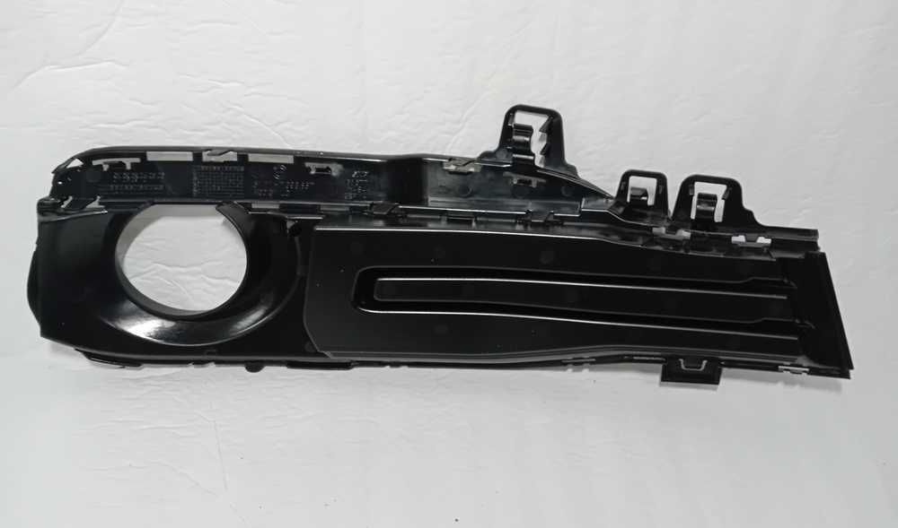 Kratka zderzaka przód lewa  BMW Seria: 3' F30 LCI F31 LCI nr.mag 1/458