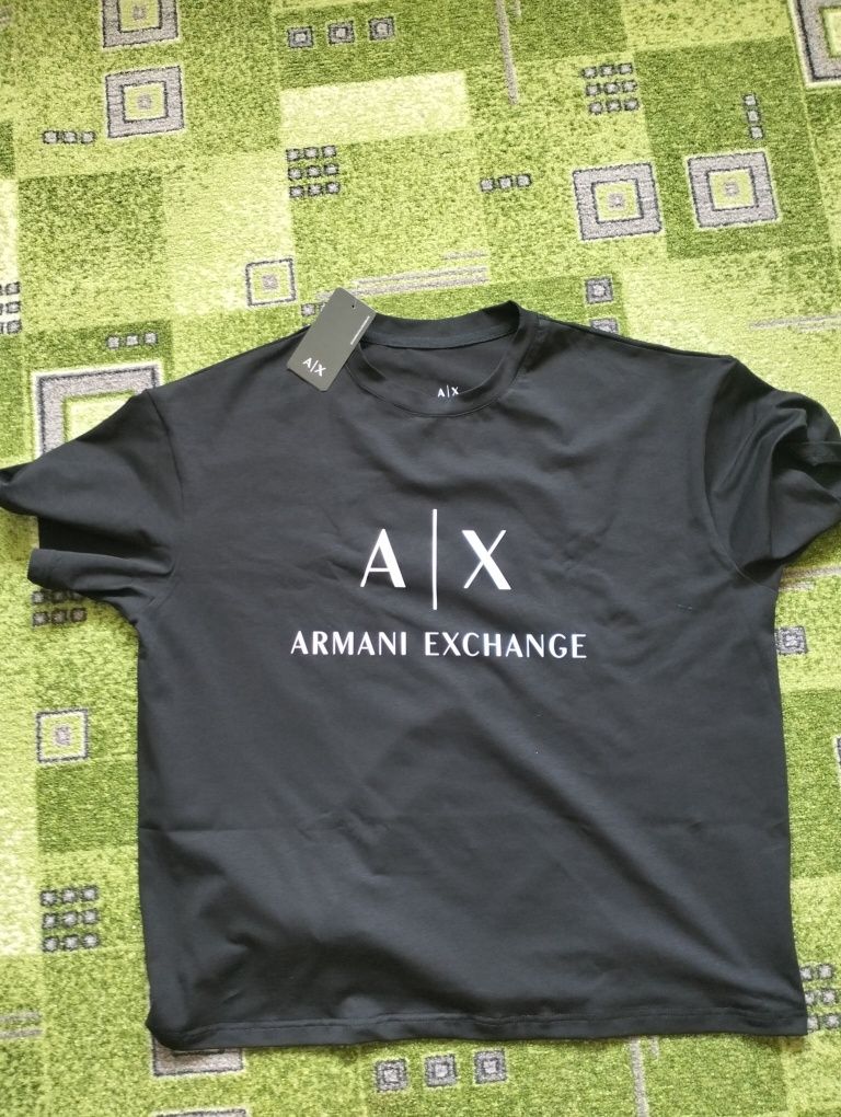 футболка Armani Exchange