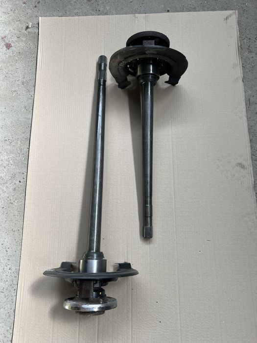 Полуось мерседес w463