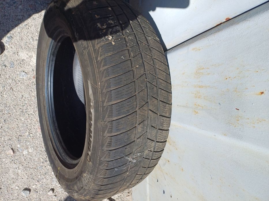 Продам 2 колеса 215/65\16