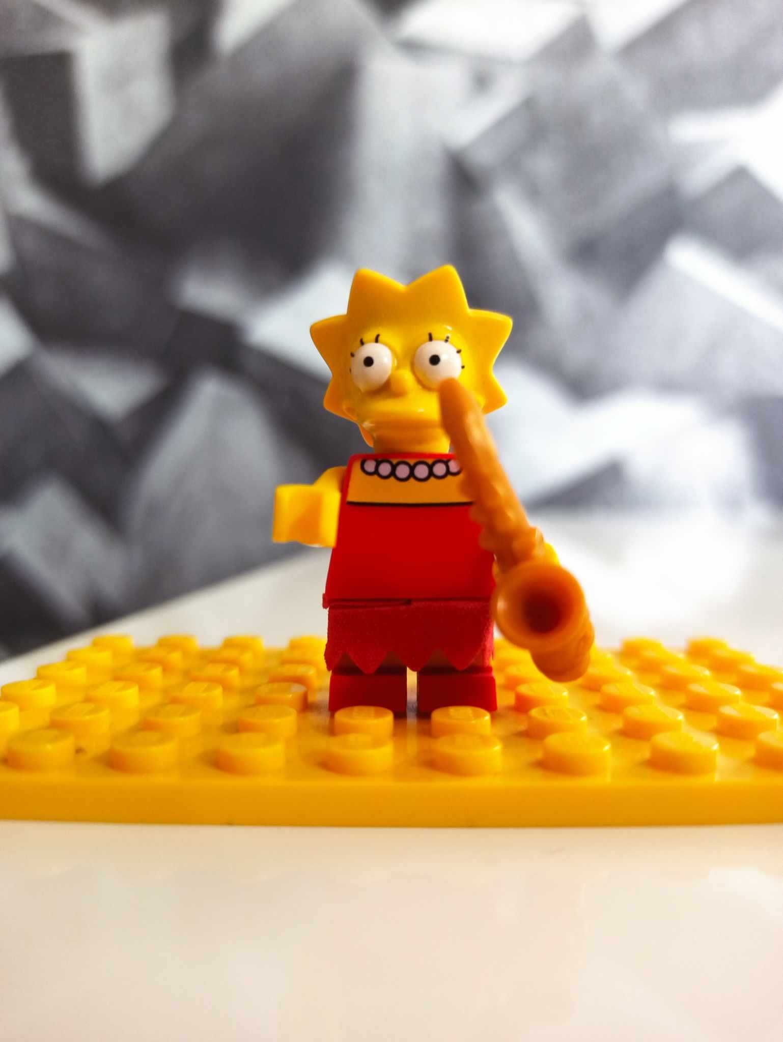 The Simpsons Lego Mini figurka Lisa