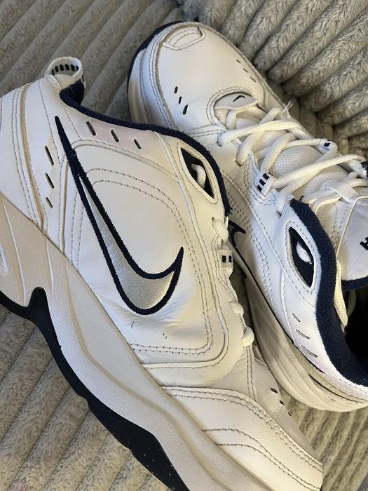 Оригинальные кроссовки Nike AIR MONARCH