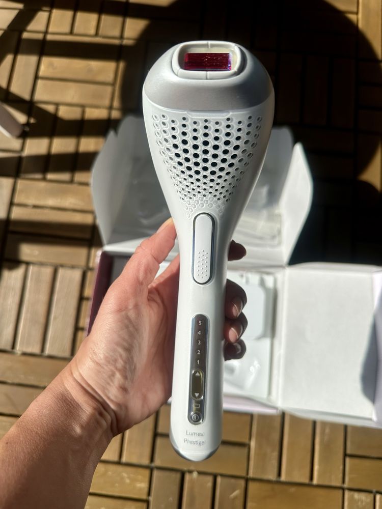 Depilator laserowy IPL Philips Lumea Prestige SC2009