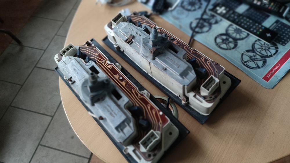 licznik FIAT 125P zapasy PRL cena 100zł za szt