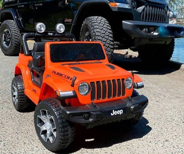 Дитячий двомісний електромобіль  машина 4WD Jeep Wrangler Rubicon