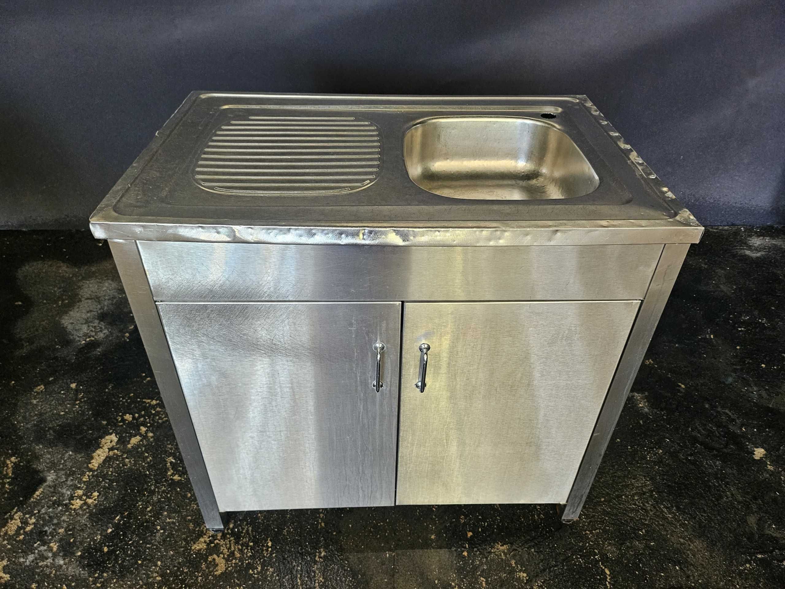 Bancada em inox com lava loiça