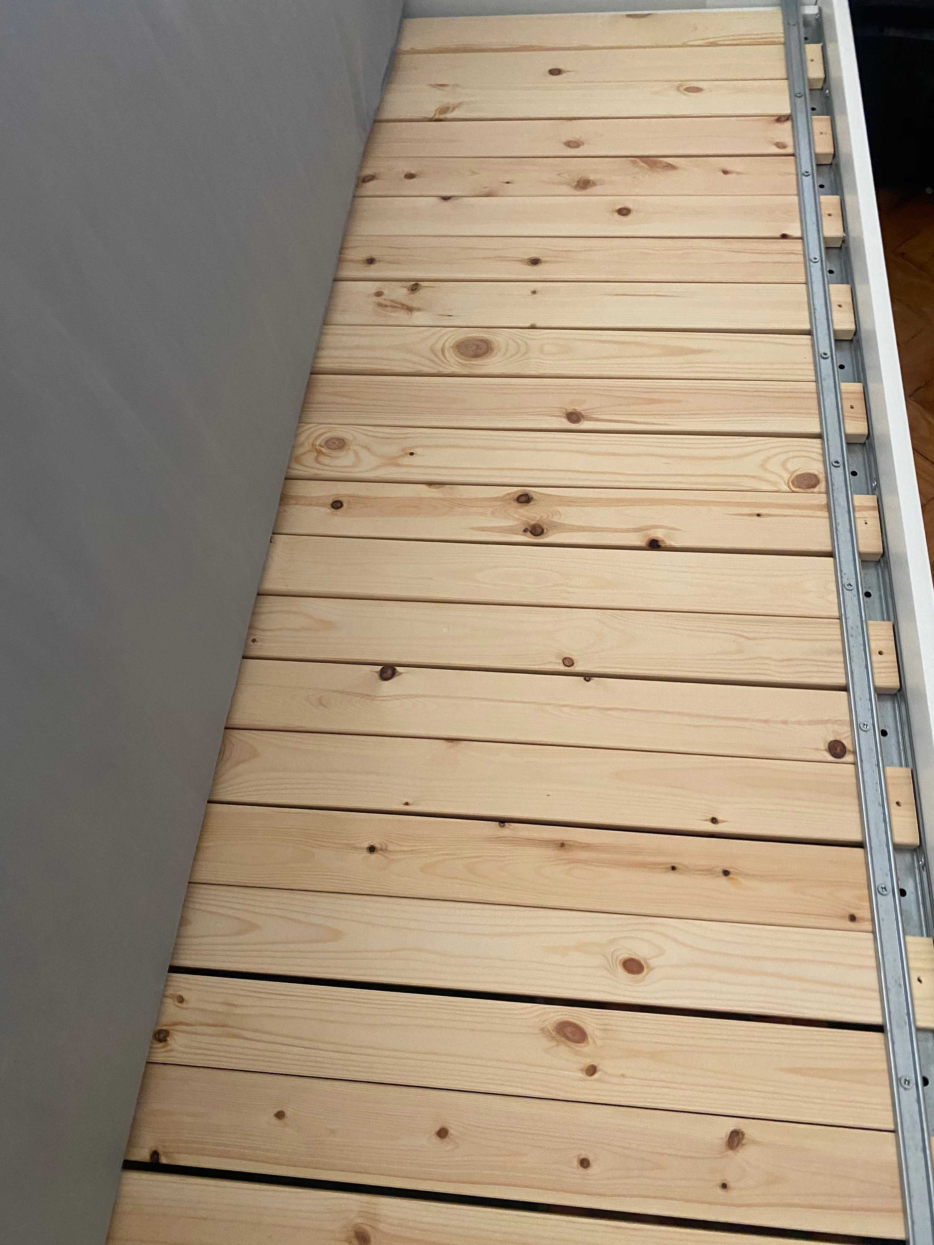 Cama BRIMNES (sofá cama)