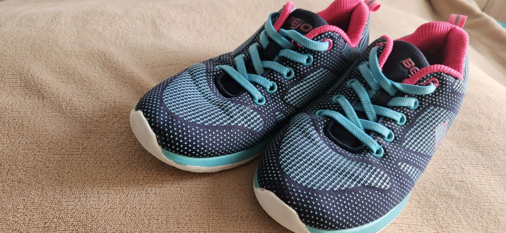 Buty sportowe na wf 34 dziewczęce adidasy bejo