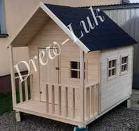 Duży drewniany domek dla dzieci