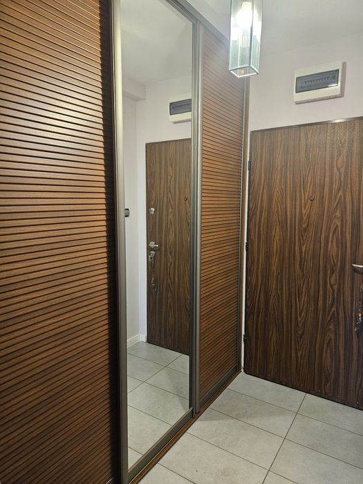 Szafa przesuwana robiona na wymiar