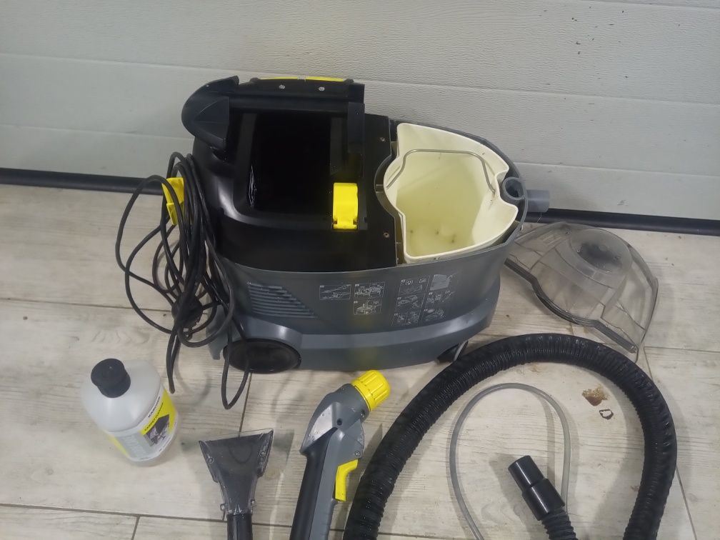 Odkurzacz piorący Karcher Puzzi 8/1 professional