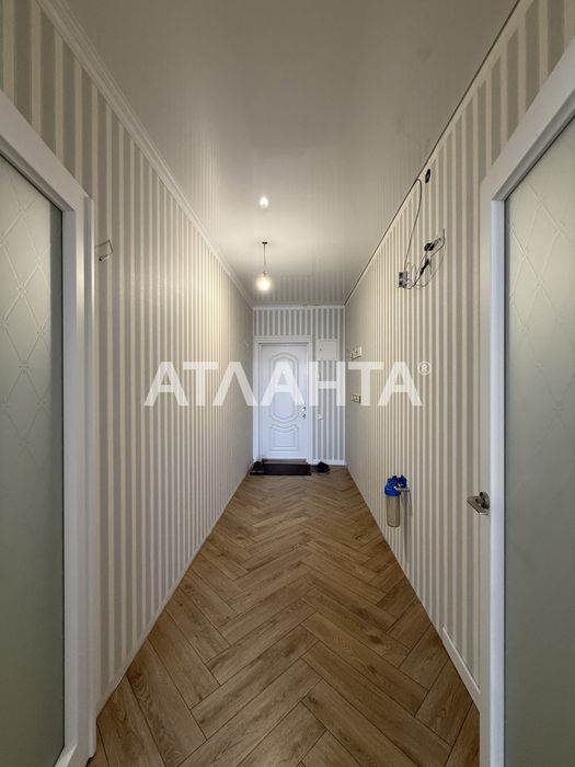 3-кім. 71 м2 євроремонт 3 поверх АГВ ГАЗ ЖК Маріінский Терміново