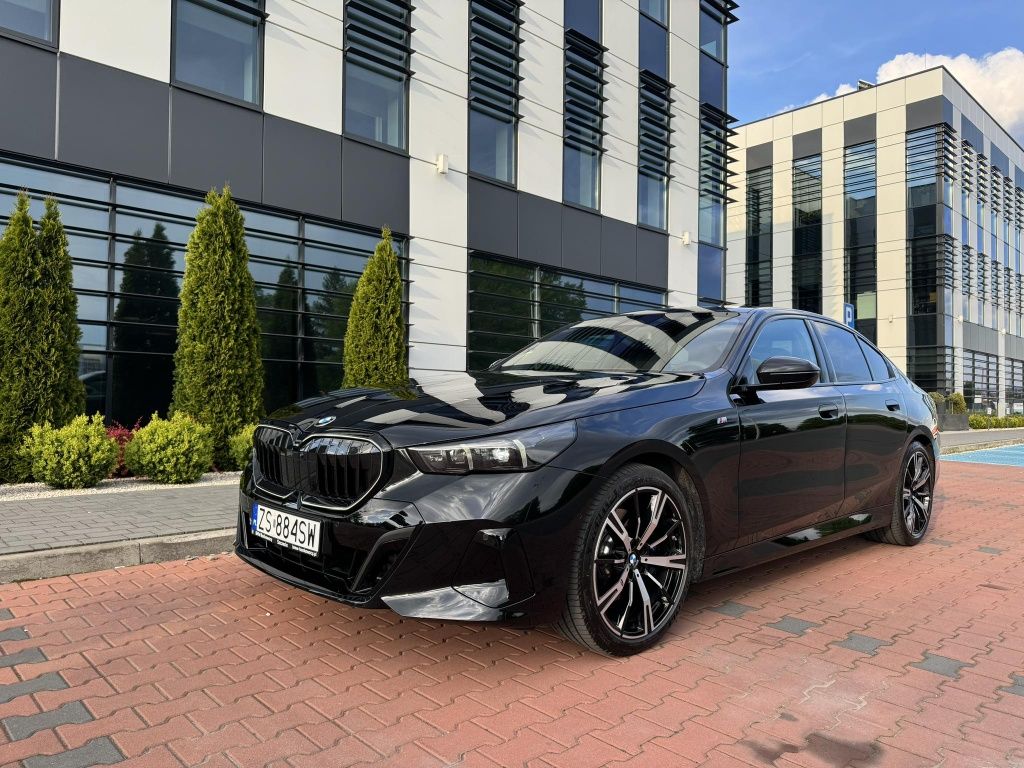 Auto do ślubu BMW / lotnisko / imprezy okolicznościowe wynajem auta