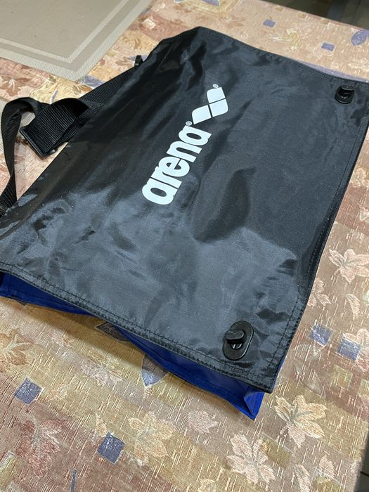Сумка спортивная  АRENA ( новая)
