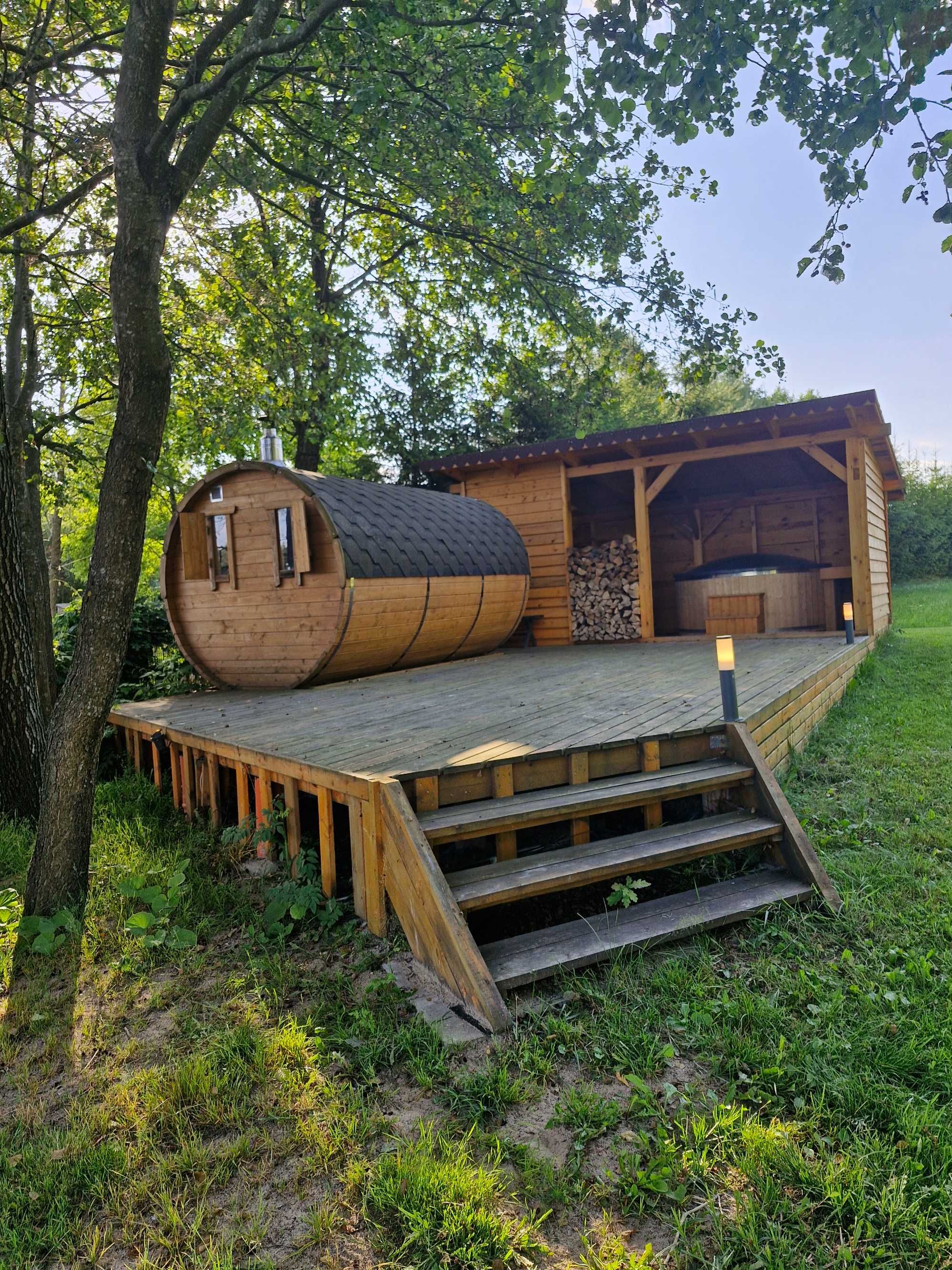 Domek nad jeziorem w Gibach z balią i sauną