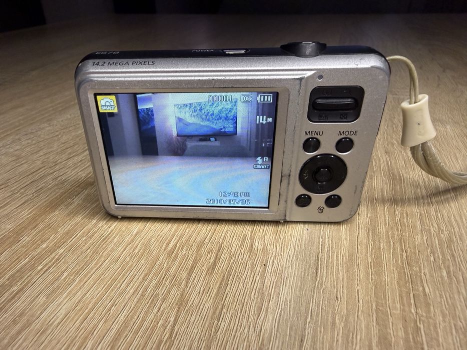 Sprzedam aparat cyfrowy kompaktowy Samsung es78 14.2 megapikseli