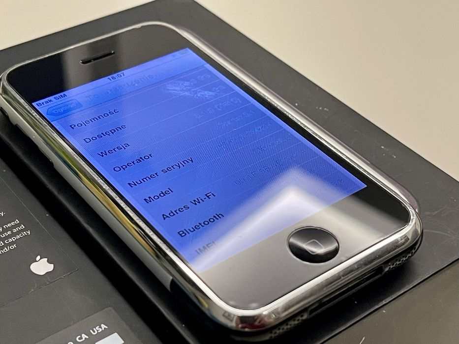 iPhone 2G 1G 1 generacja 16 GB zestaw