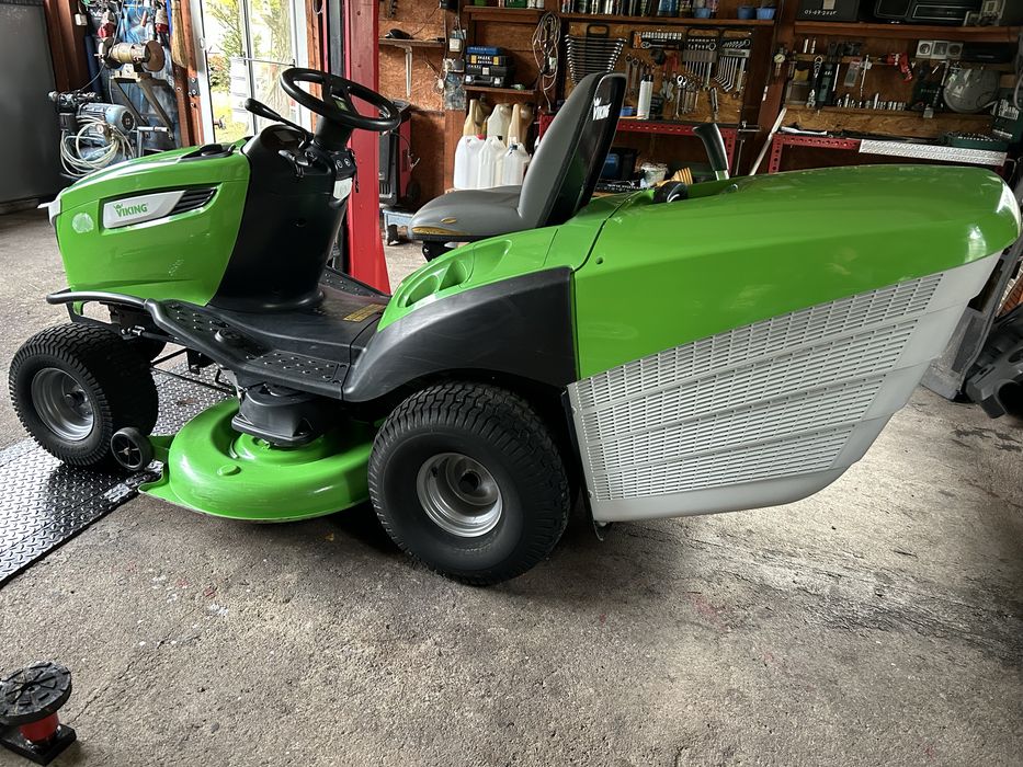 Kosiarka traktorek Viking MT 6127 23KM Kosz hydro 2 cylindry