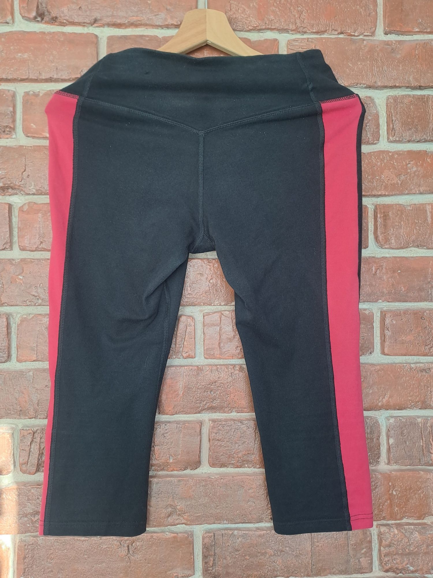 Damskie legginsy leginsy sportowe spodnie 3/4 Nike Dri-fit  r.S