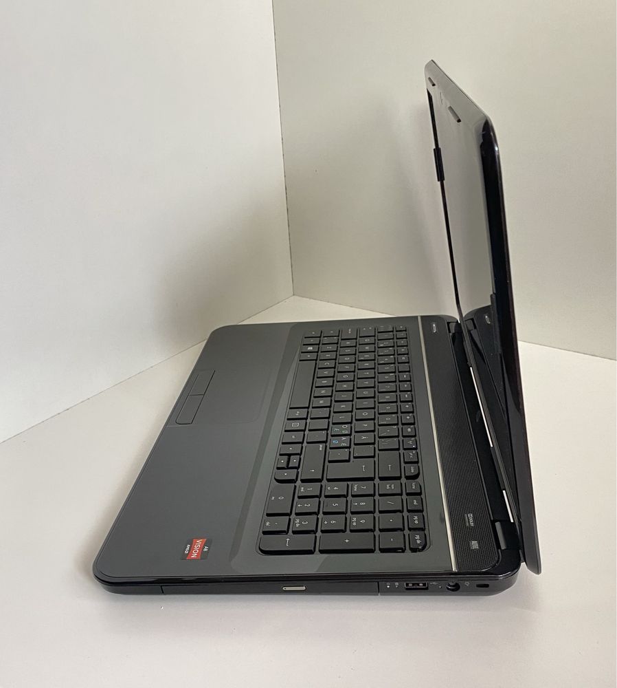 Hp Pavilion G7 17.3" 8/120GB SSD ідеальний для навчання