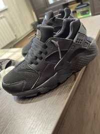 Кроссовки nike huarache оригинал 23,5 стелька