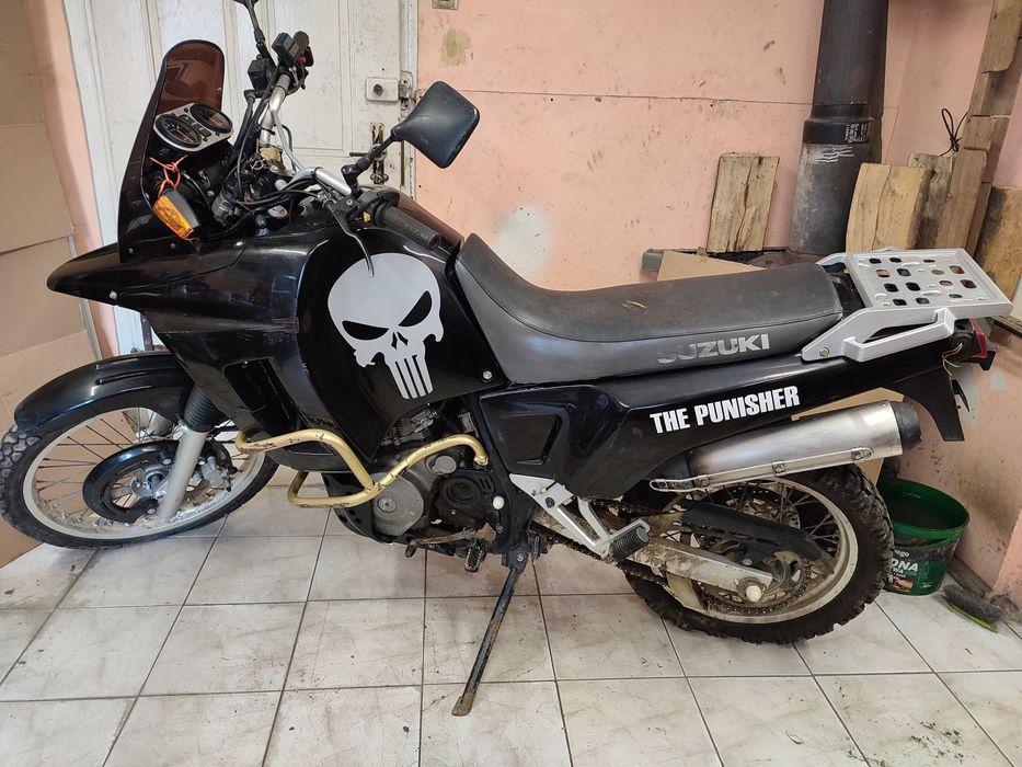 Suzuki DR 800 S Big części bak owiewki koła lagi koło licznik szyba