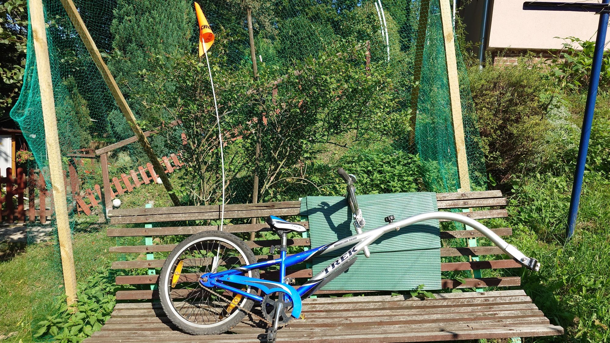 Przyczepka rowerowa Trek dla dziecka, koło 20''