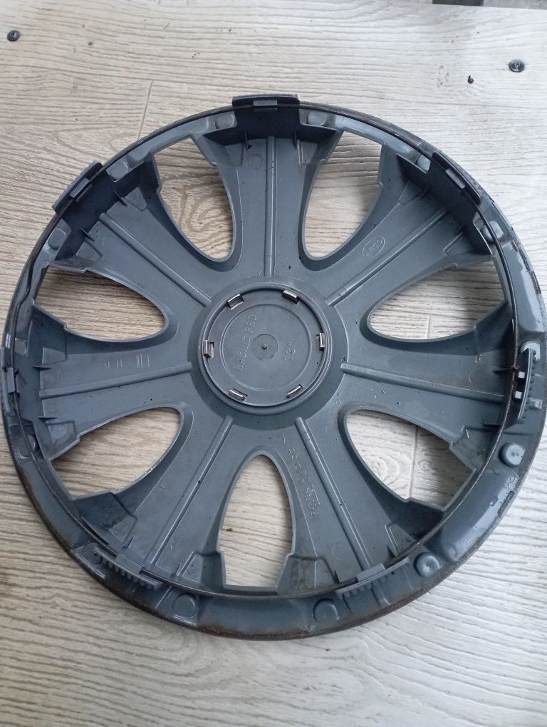 Колпаки на колеса R15