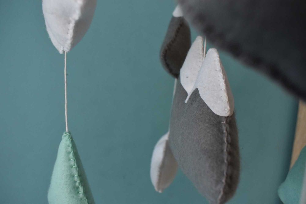 Karuzela Handmade z filcu Góry