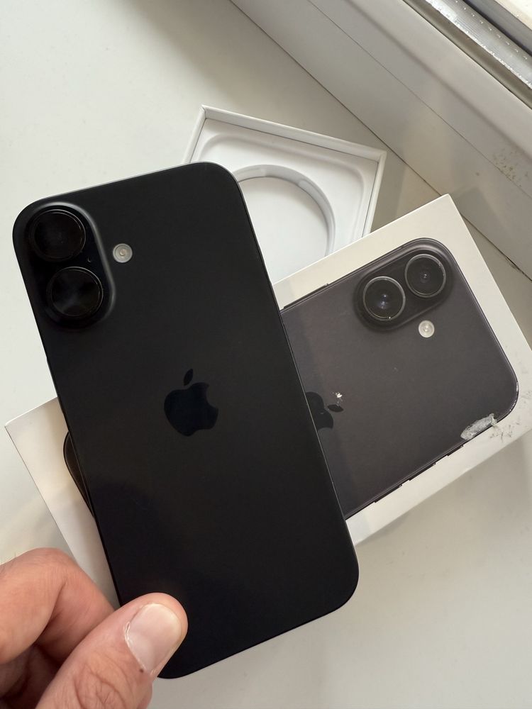 iPhone 16 128gb (open box)