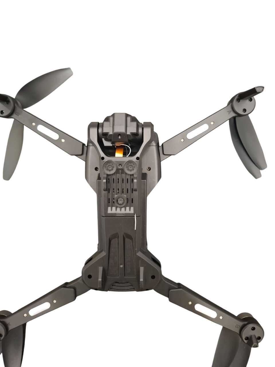 Квадрокоптер M33 дрон 6K PRO RC с широкоугольной тройной камерой