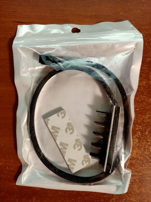 Хаб для вентиляторів комп’ютера