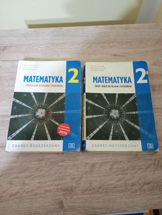 Podręcznik  i zbiór zadań matematyka 2 zakres rozszerzony.